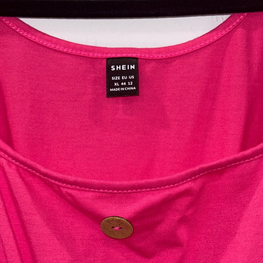 Shein Magenta Shorts Roper - Picture 4 of 5